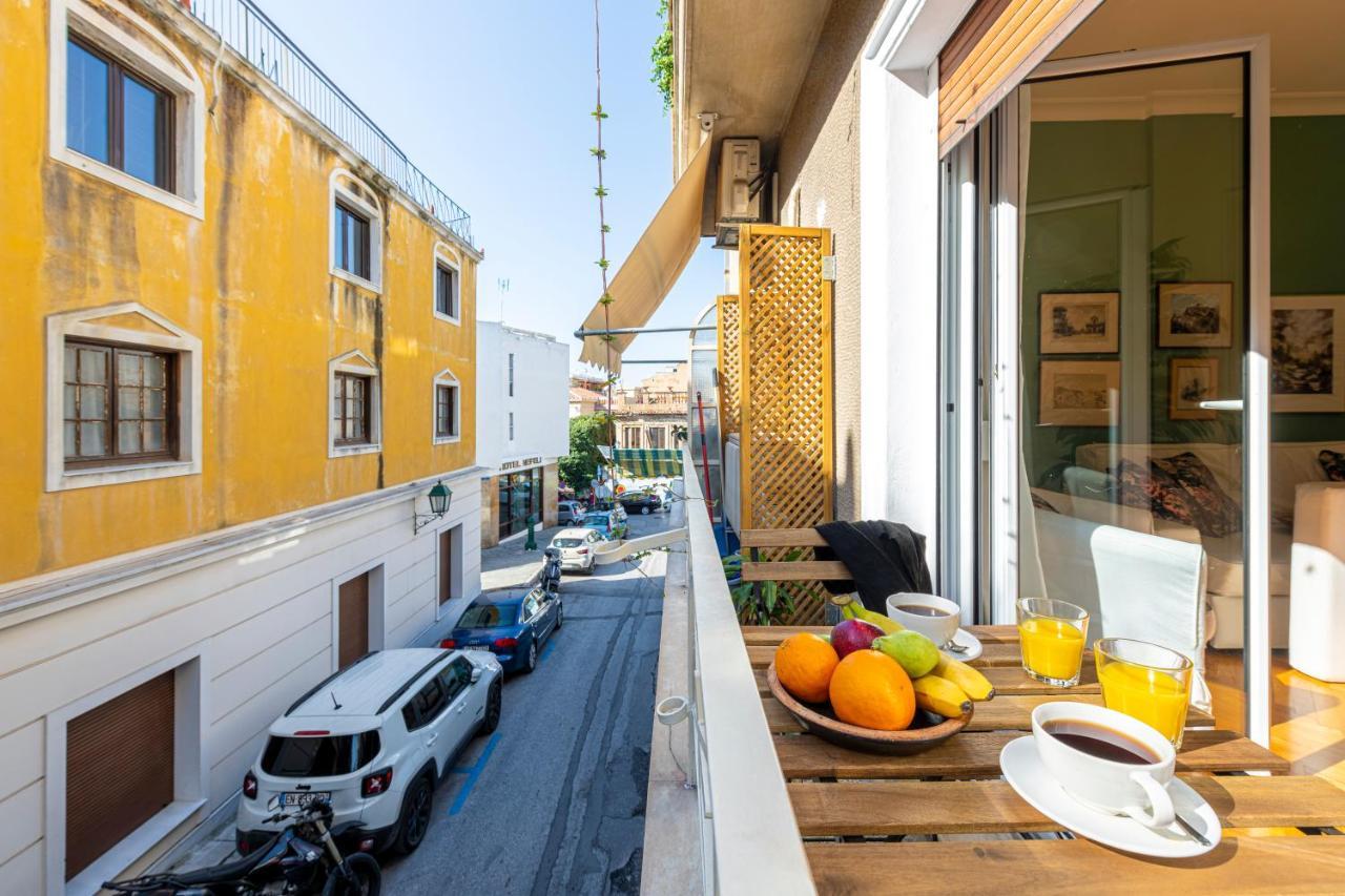 Hidesign Plaka In Acropolis Daire